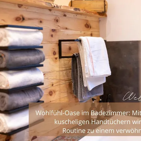 Larchen-chalet 1 *